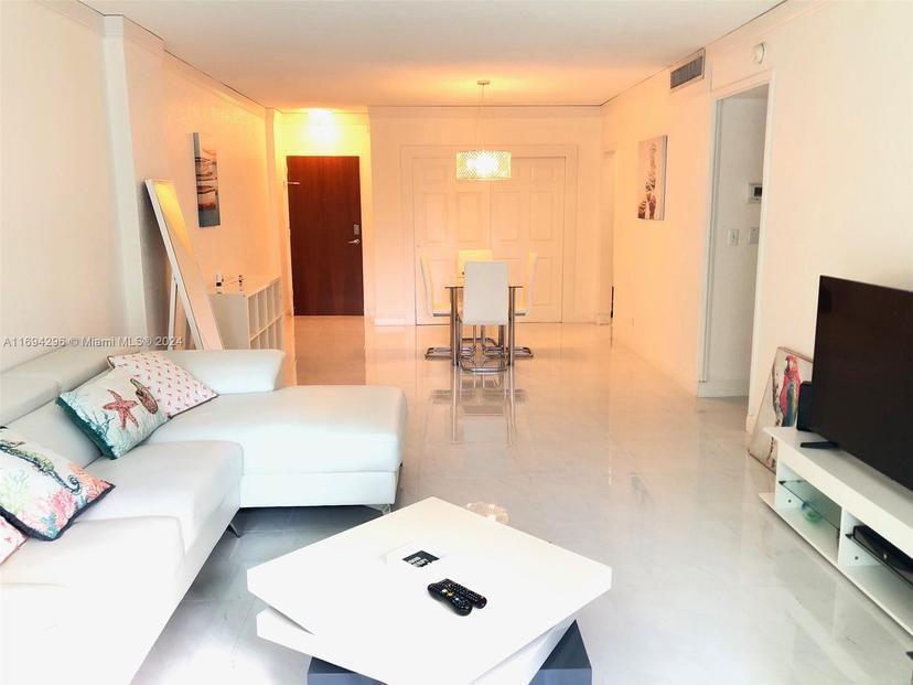 Picture of 3901 S Ocean Dr # 2J, Hollywood FL 33019