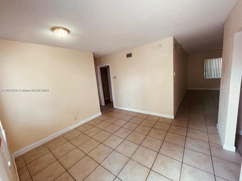 Picture of 4865 NW 9Th Dr # 4865, Plantation FL 33317
