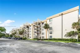 Picture of 6195 Rock Island Rd # 413, Tamarac, FL 33319