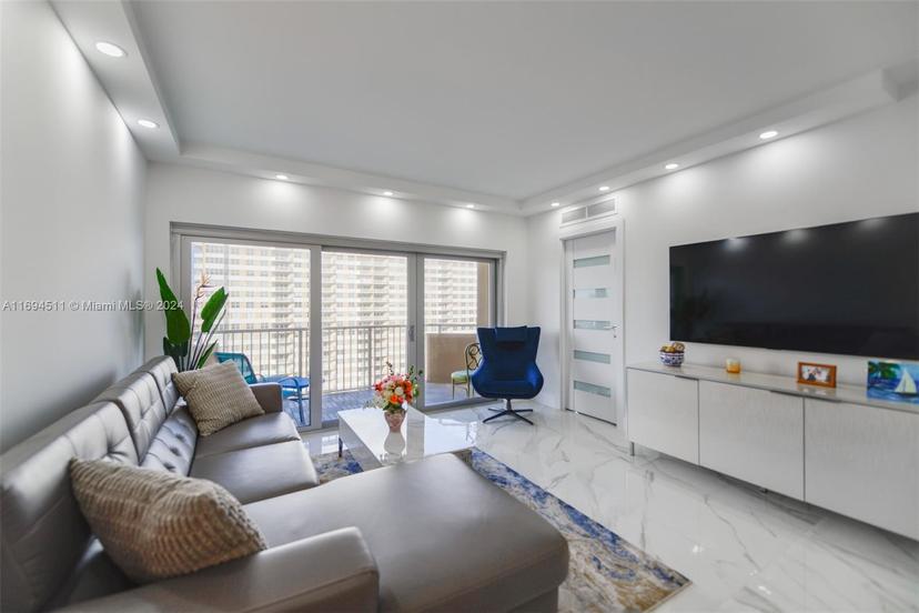 Picture of 1980 S Ocean Dr # 16B, Hallandale Beach FL 33009
