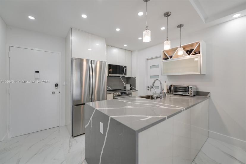 Picture of 1980 S Ocean Dr # 16B, Hallandale Beach FL 33009