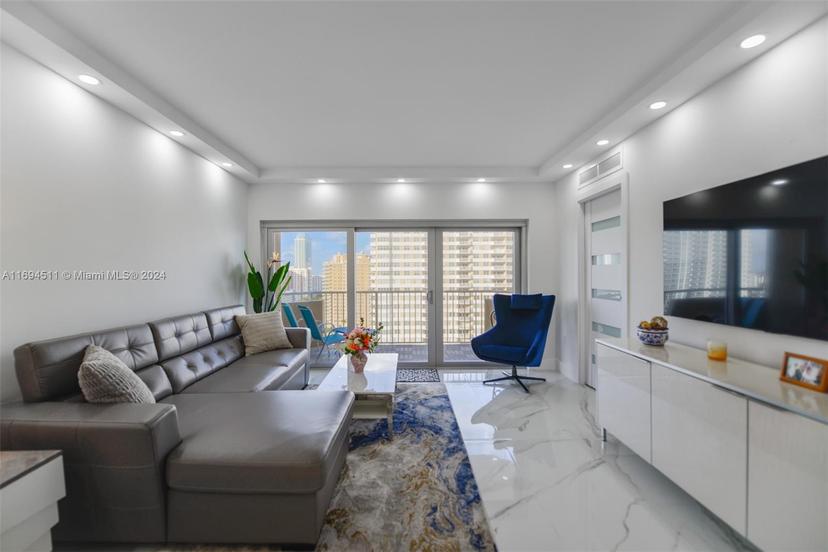 Picture of 1980 S Ocean Dr # 16B, Hallandale Beach FL 33009