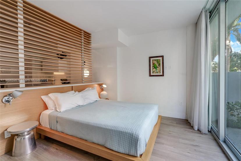 Picture of 6080 Collins Ave # 102, Miami Beach FL 33140