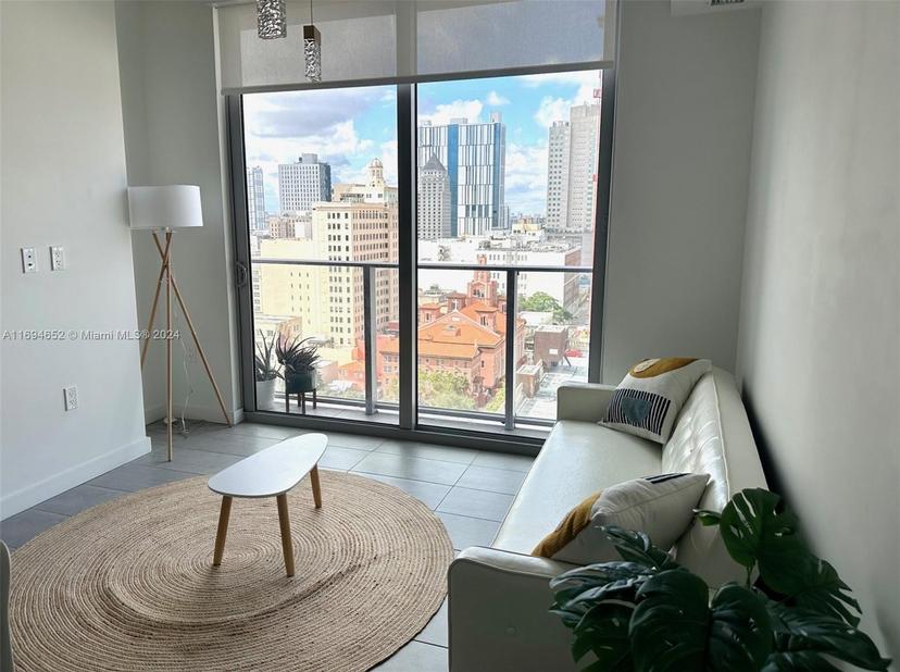 Picture of 227 NE 2Nd St # 1705, Miami FL 33132