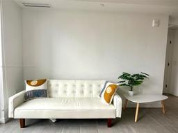 Picture of 227 NE 2Nd St # 1705, Miami, FL 33132