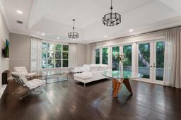 Picture of 10001 SW 60Th Ct, Pinecrest, FL 33156
