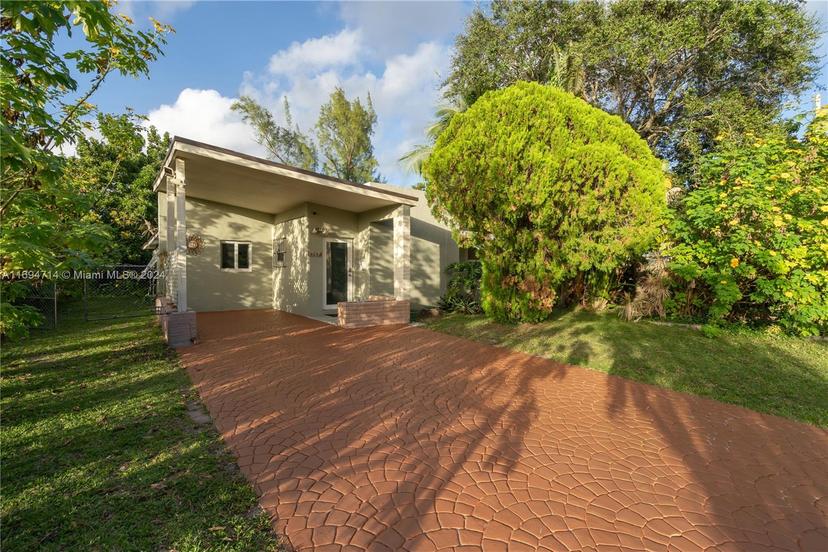 Picture of 1565 NE 139Th St, North Miami FL 33161