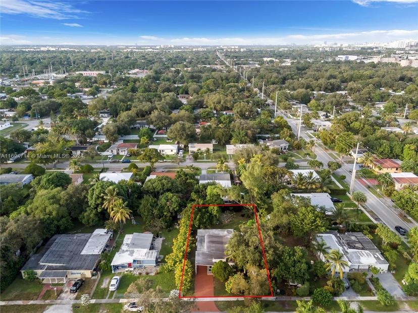 Picture of 1565 NE 139Th St, North Miami FL 33161