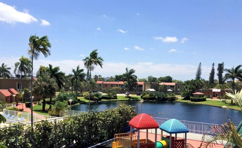 Picture of 5201 Geneva Way # 301, Doral FL 33166