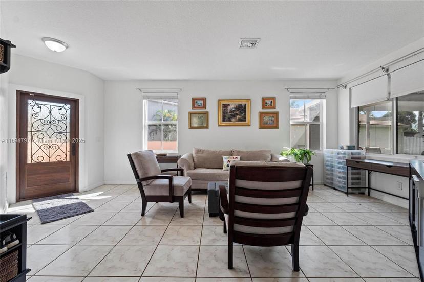 Picture of 1910 NW 190Th Ave, Pembroke Pines FL 33029