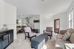 Picture of 1910 NW 190Th Ave, Pembroke Pines, FL 33029