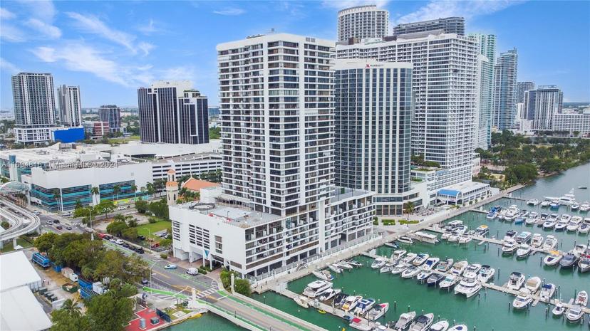 Picture of 555 NE 15Th St # 31C, Miami FL 33132