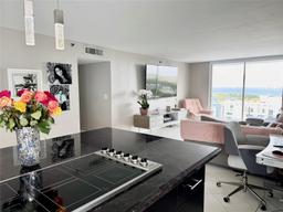 Picture of 6061 Collins Ave # 23A, Miami Beach, FL 33140