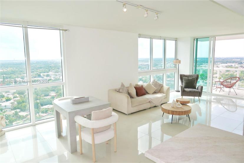 Picture of 1861 NW S River Dr # 2505, Miami FL 33125