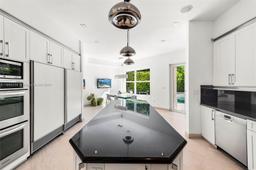 Picture of 3752 NE 199 St, Aventura, FL 33180
