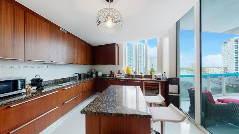 Picture of 15811 Collins Ave # 504, Sunny Isles Beach FL 33160