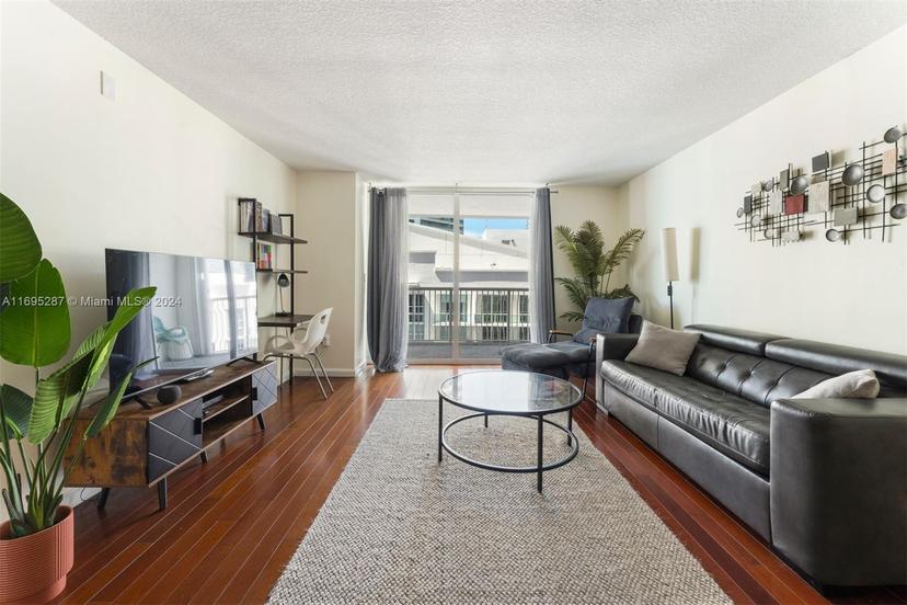 Picture of 1200 Brickell Bay Dr # 2707, Miami FL 33131