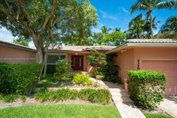 Picture of 4350 Nautilus Dr, Miami Beach, FL 33140