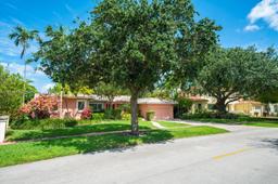 Picture of 4350 Nautilus Dr, Miami Beach, FL 33140