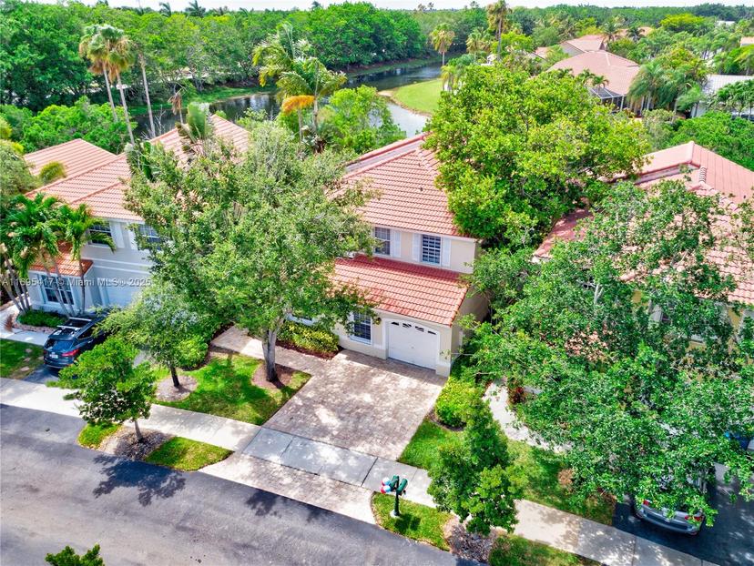 Picture of 911 Garnet Cir, Weston FL 33326