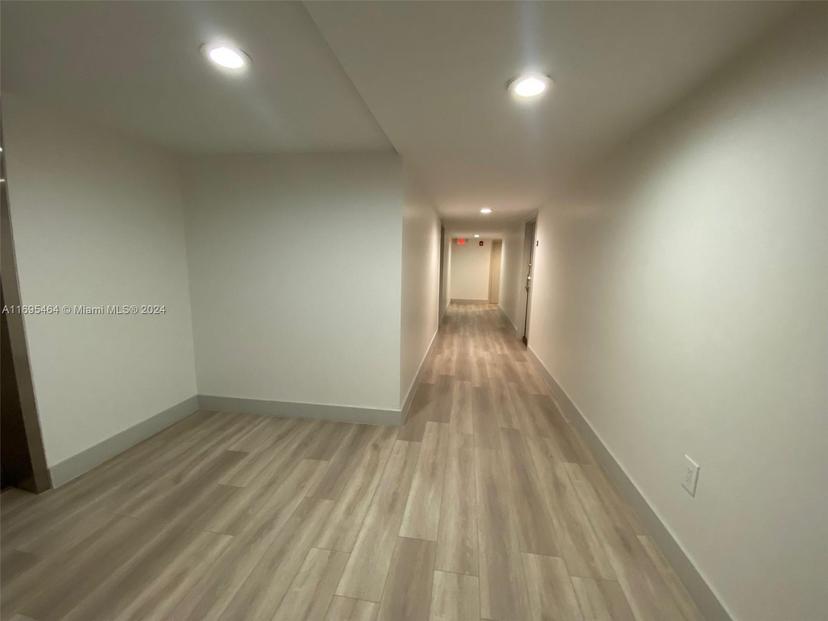 Picture of 16508 NE 26Th Ave # 601, North Miami Beach FL 33160