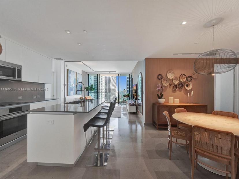 Picture of 68 SE 6Th St # 2103, Miami FL 33131