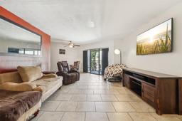 Picture of 6655 W Broward Blvd # 401, Plantation, FL 33317