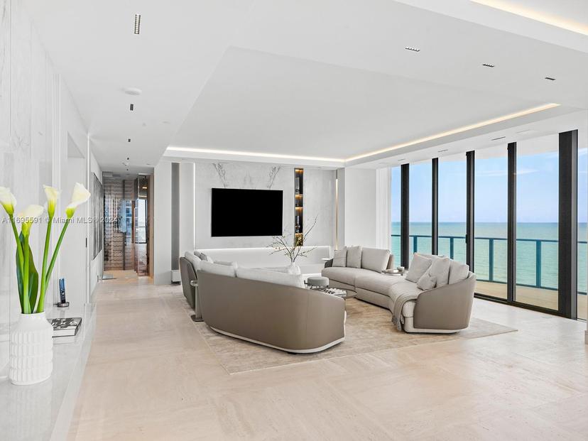Picture of 19575 Collins Ave # 9, Sunny Isles Beach FL 33160