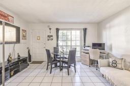 Picture of 10776 N Kendall Dr # F5, Miami, FL 33176