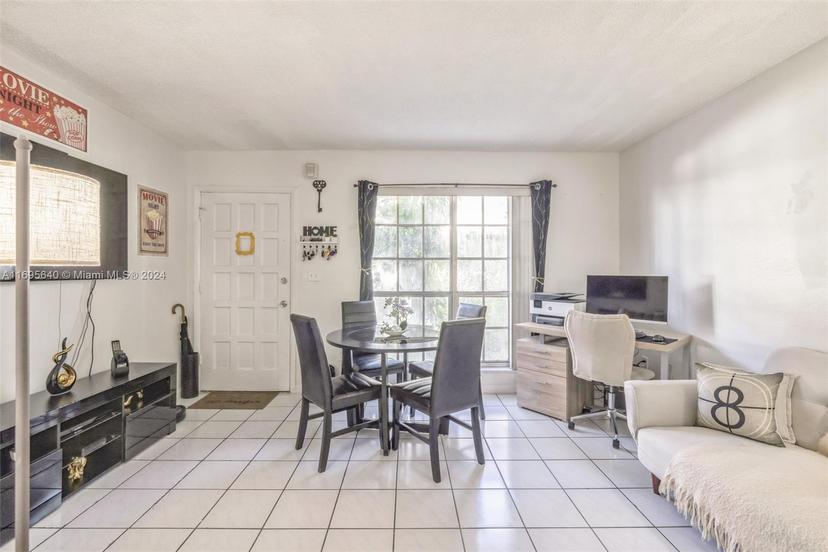 Picture of 10776 N Kendall Dr # F5, Miami FL 33176