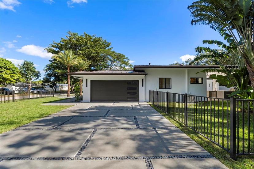 Picture of 7530 SW 134Th St, Pinecrest FL 33156