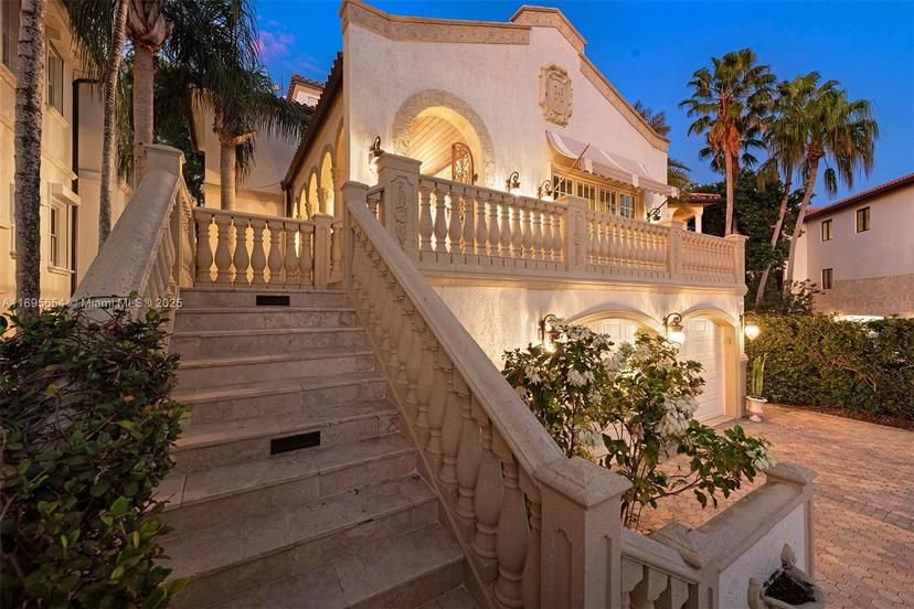 Picture of 13671 Deering Bay Dr, Coral Gables FL 33158
