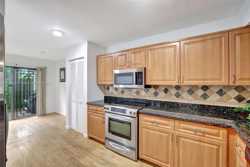 Picture of 93 NE 17Th Ct # 93, Fort Lauderdale FL 33305
