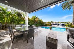 Picture of 301 S Riverside Dr, Pompano Beach, FL 33062