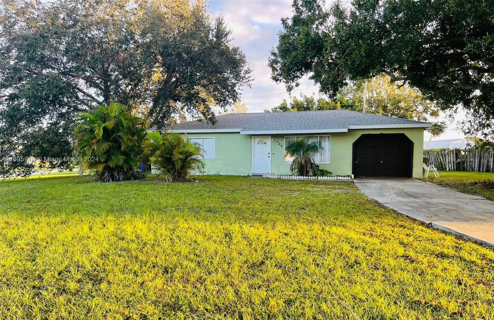Picture of 726 SW 21St Street, Vero Beach, FL 32962