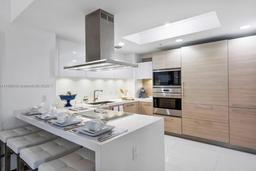 Picture of 17301 Biscayne Blvd # 208, North Miami Beach, FL 33160