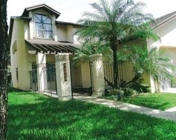 Picture of 13707 SW 100Th Ter # 13707, Miami, FL 33186
