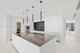 Picture of 300 Biscayne Blvd Way # 3404, Miami, FL 33131