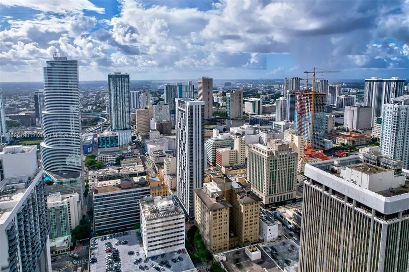 Picture of 151 SE 1St St # 1601, Miami FL 33131