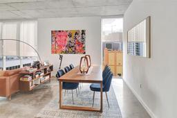 Picture of 151 SE 1St St # 1601, Miami, FL 33131