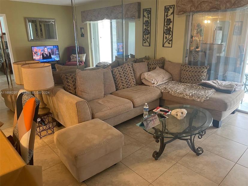 Picture of 2750 W Golf Blvd # 233, Pompano Beach FL 33064