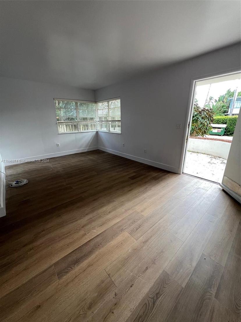 Picture of 1605 Lenox Ave # 9, Miami Beach FL 33139