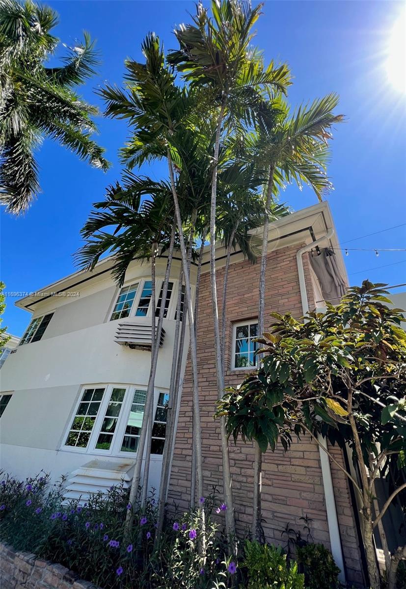 Picture of 1605 Lenox Ave # 9, Miami Beach FL 33139