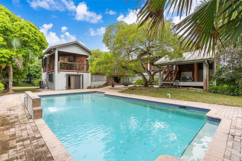 Picture of 19255 SW 260Th St, Homestead FL 33031
