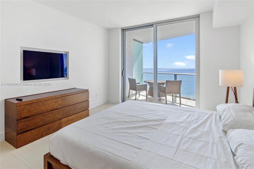 Picture of 4111 S Ocean Dr # 2309, Hallandale Beach FL 33019