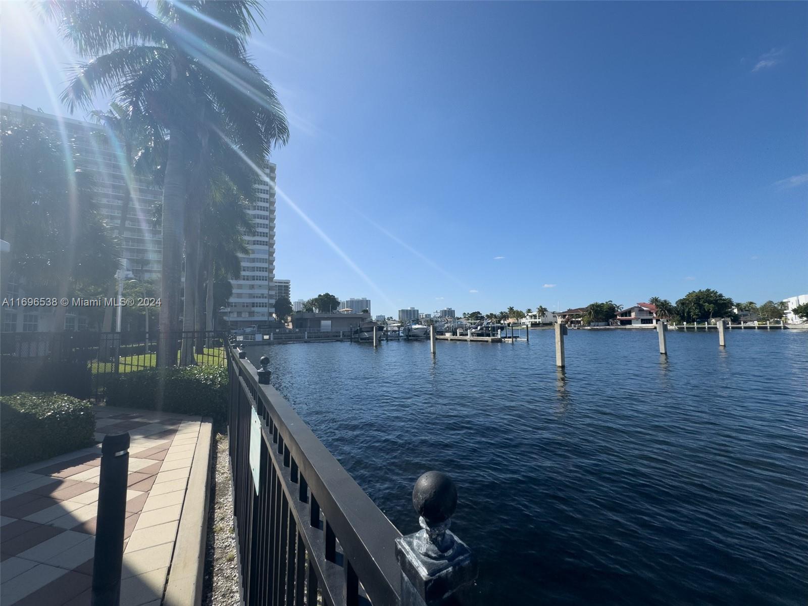 Picture of 1945 S Ocean Dr # M5, Hallandale Beach, FL 33009