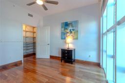 Picture of 1945 S Ocean Dr # M5, Hallandale Beach, FL 33009