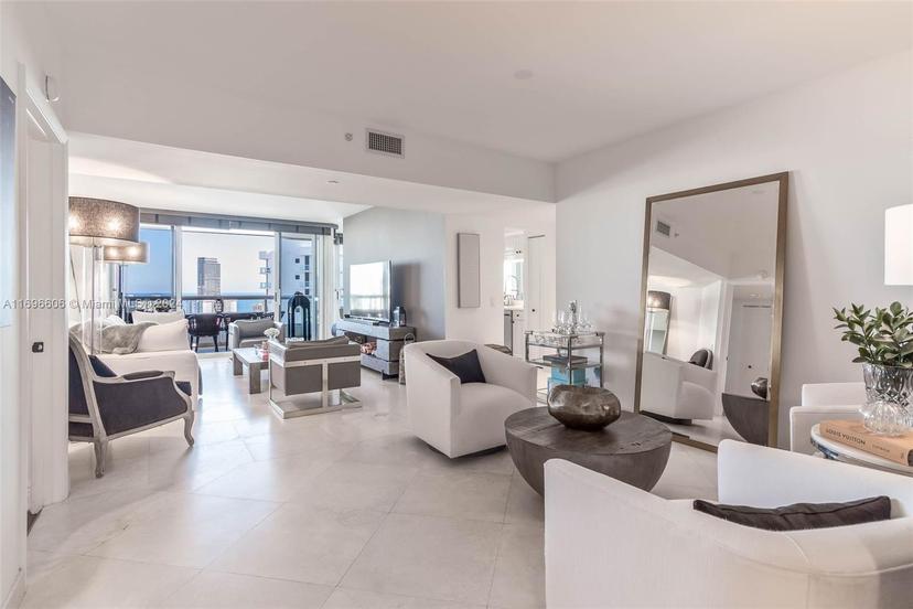 Picture of 21205 Yacht Club Dr # 3001, Aventura FL 33180