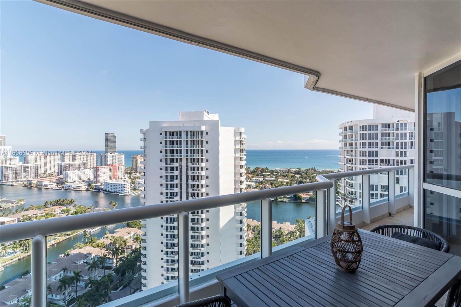 Picture of 21205 Yacht Club Dr # 3001, Aventura, FL 33180