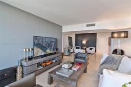Picture of 21205 Yacht Club Dr # 3001, Aventura, FL 33180